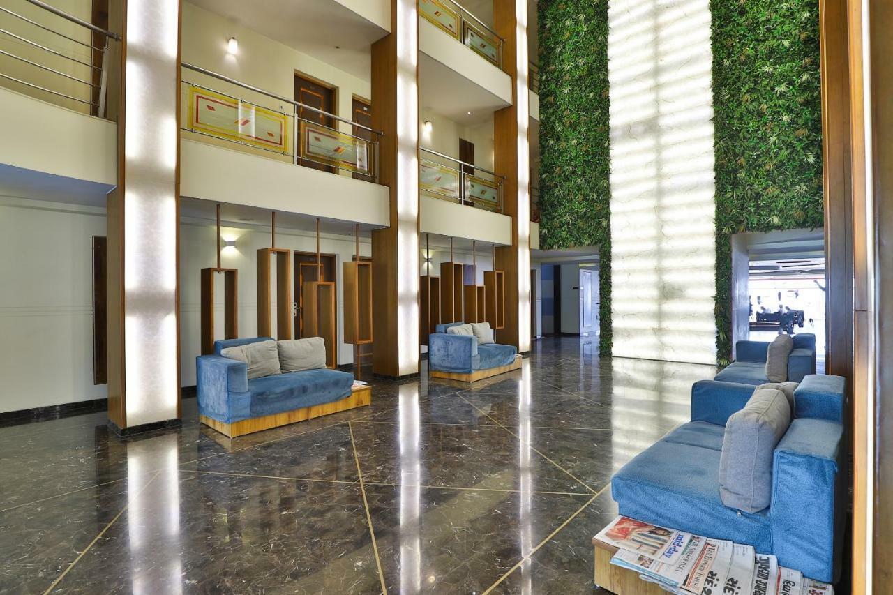 Palette - Hotel Ocean Inn Daman Eksteriør billede